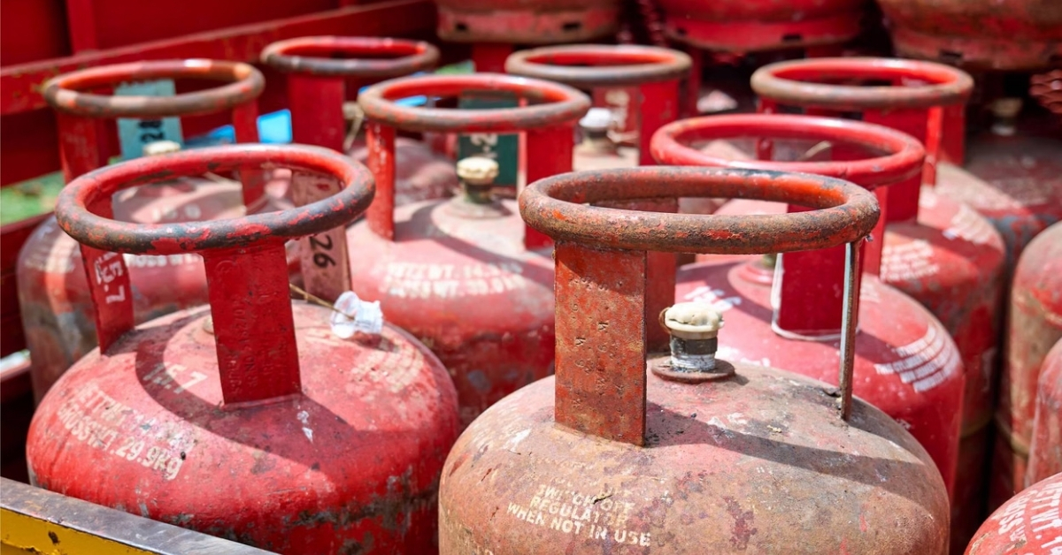 Death due to suffocation from Gas Geyser