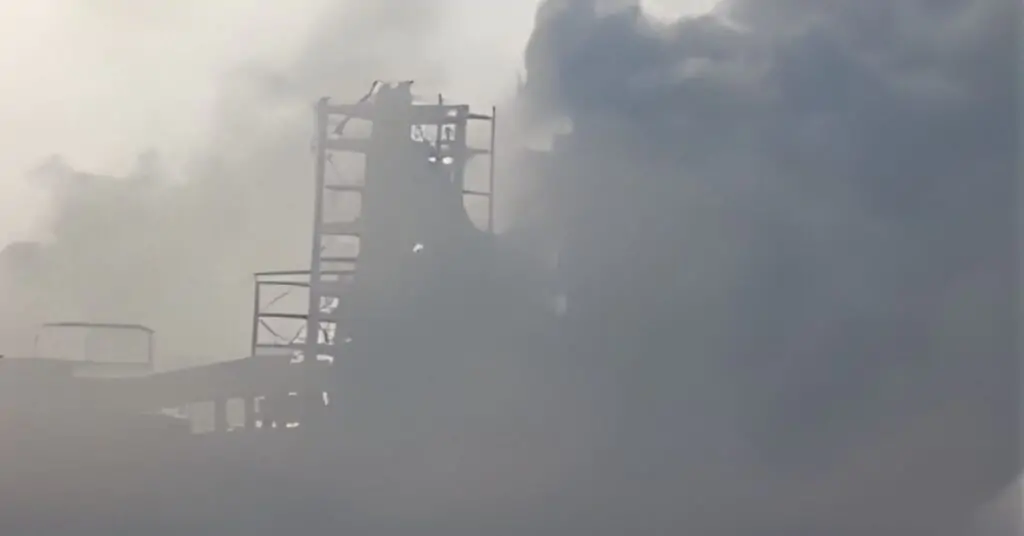 Blast at steel plant 6 workers Died,10 injured