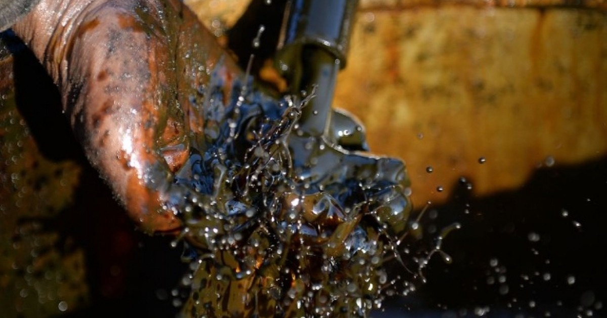 US hints at lifting 25% tariff on India