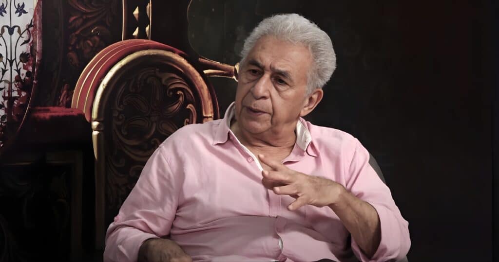 'Not praising is now treason': Nasiruddin Shah