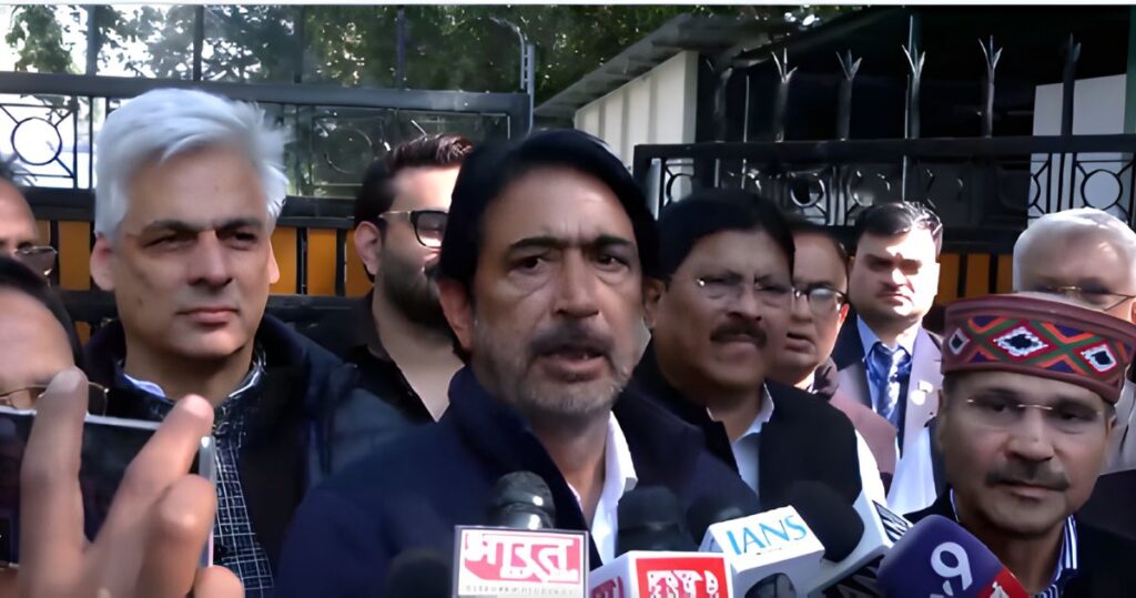 Congress will contest the elections alone in West Bengal