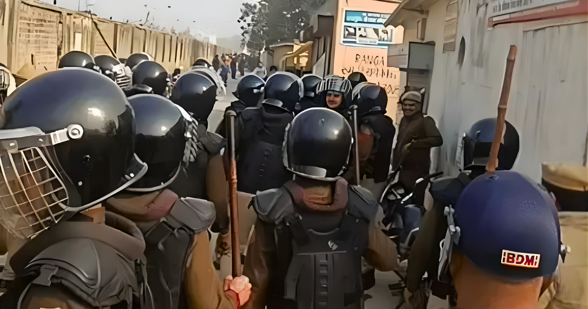 हरियाणा के पानीपत रिफाइनरी में हंगामा: गेट नंबर-4 पर मजदूरों का प्रदर्शन, पुलिस से टकराव के बाद हालात तनावपूर्ण