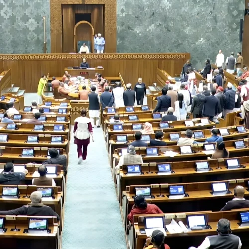 Sloganeering against Modi in Lok Sabha