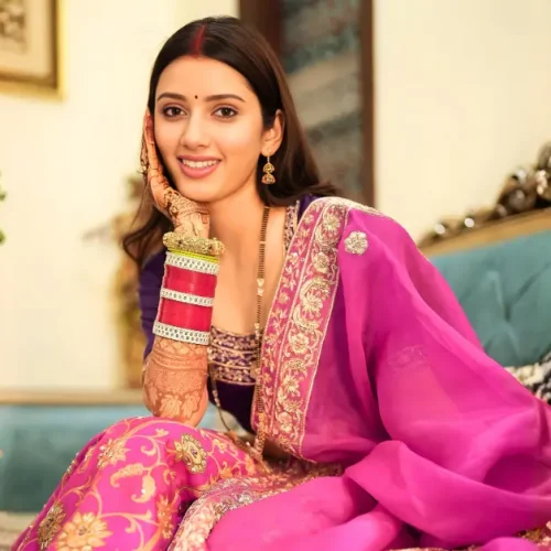 neetu bisht net worth