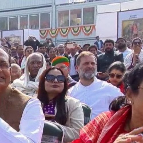 Rahul Gandhi gets back row at Republic Day celebrations