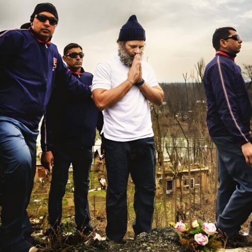 Rahul Gandhi, pay emotional tribute to Pulwama martyrs