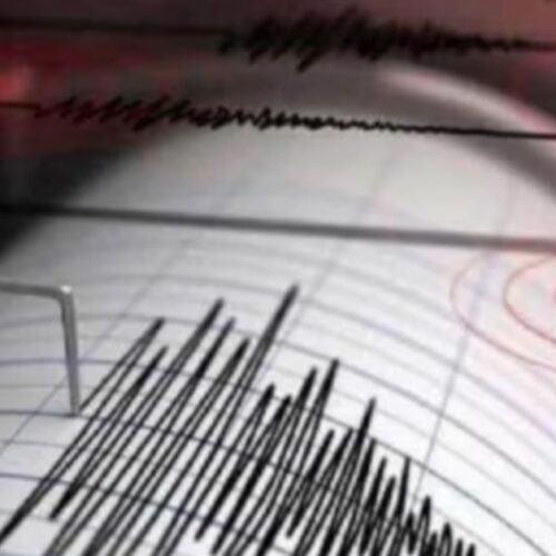 Earthquake jolts Kolkata, measuring 5.5 on the Richter scale