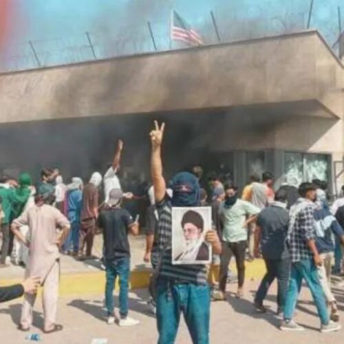 Protesters attack US embassy in Pakistan