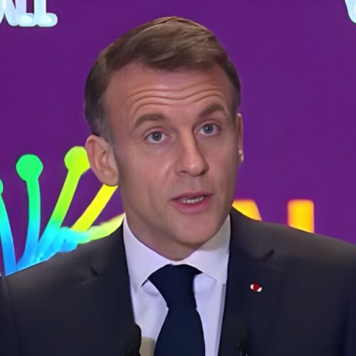 French President Emmanuel Macron also became a fan of India's digital model.